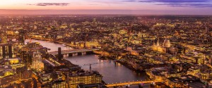 London Unsplash Luis Llerena 1920x800